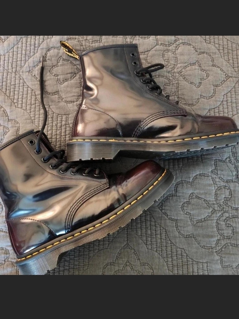 Men's High-Shine Arcadia Burgundy/Cherry Lace-Up Dr Martens Boots